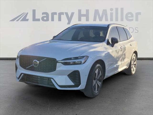 2024 Volvo XC60 Recharge T8 Plus Dark Theme