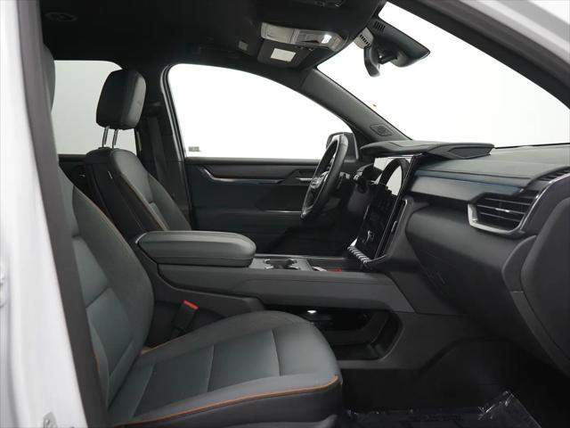 2025 GMC Acadia AT4 AWD