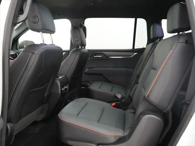2025 GMC Acadia AT4 AWD