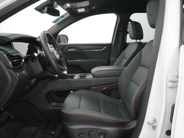 2025 GMC Acadia AT4 AWD
