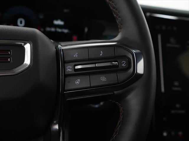 2025 GMC Acadia AT4 AWD