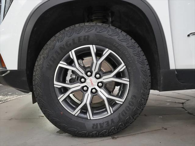 2025 GMC Acadia AT4 AWD