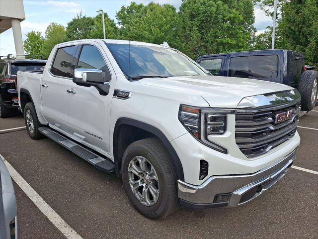 2024 GMC Sierra 1500 4WD Crew Cab Short Box SLT