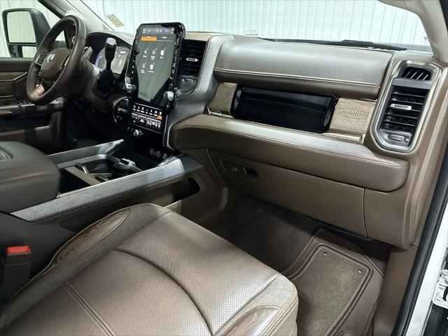 2025 Ram 3500 LimitedLimited Longhorn Mega Cab 4x4 6'4" Box