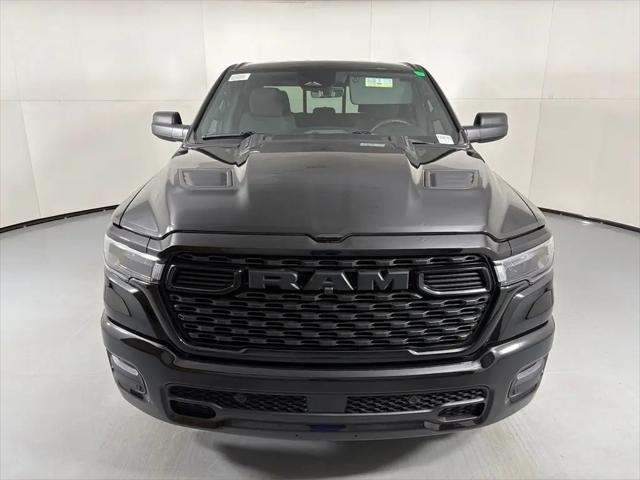 2026 Ram 1500 Express Crew Cab 4x4 57 Box