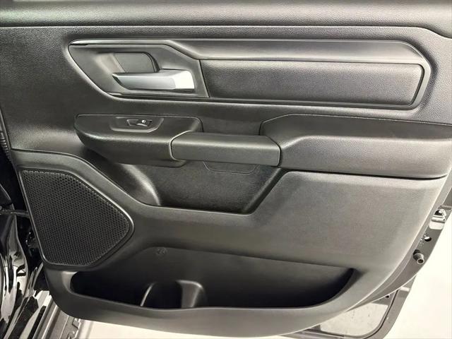 2026 Ram 1500 Express Crew Cab 4x4 57 Box