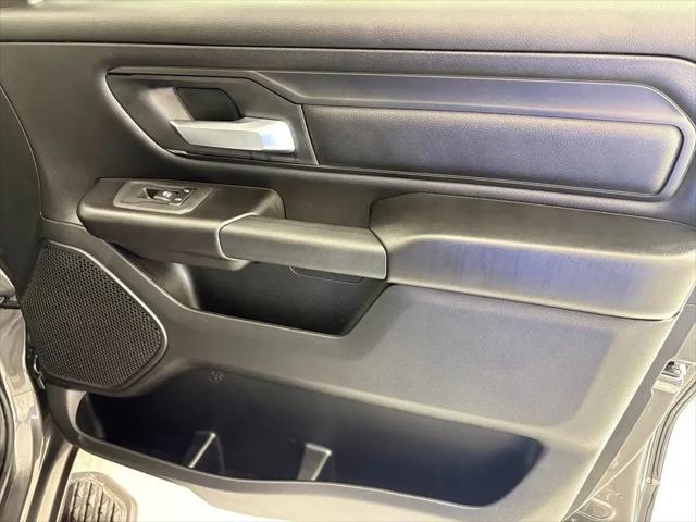 2026 Ram 1500 Express Crew Cab 4x4 57 Box
