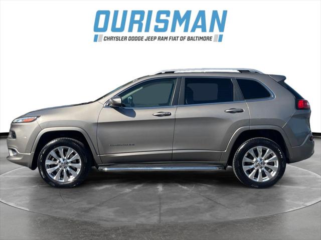 2017 Jeep Cherokee Overland 4x4 2017 Jeep Cherokee Overland 4x4