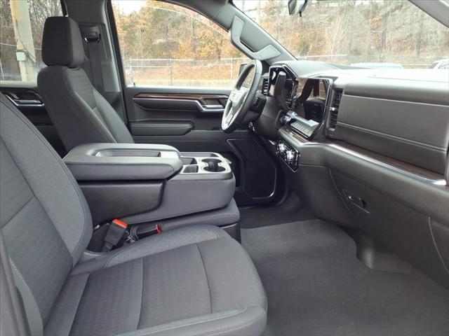 2024 GMC Sierra 1500 4WD Crew Cab Short Box Elevation with 3VL
