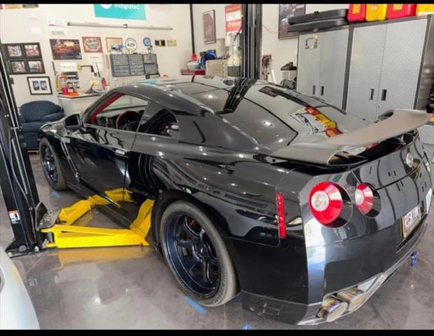 2014 Nissan GT-R Black Edition