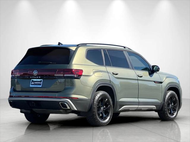 2024 Volkswagen Atlas 2.0T Peak Edition SE w/Technology