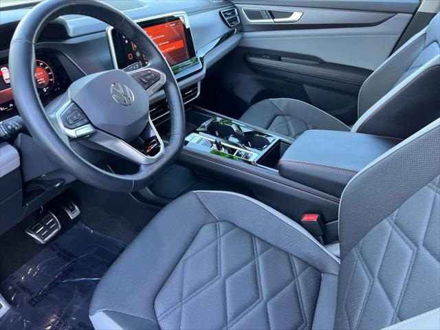 2024 Volkswagen Atlas 2.0T Peak Edition SE w/Technology