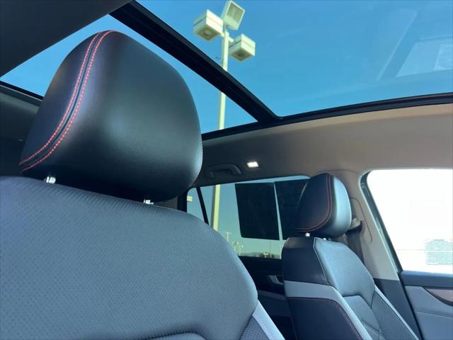 2024 Volkswagen Atlas 2.0T Peak Edition SE w/Technology