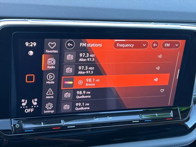 2024 Volkswagen Atlas 2.0T Peak Edition SE w/Technology