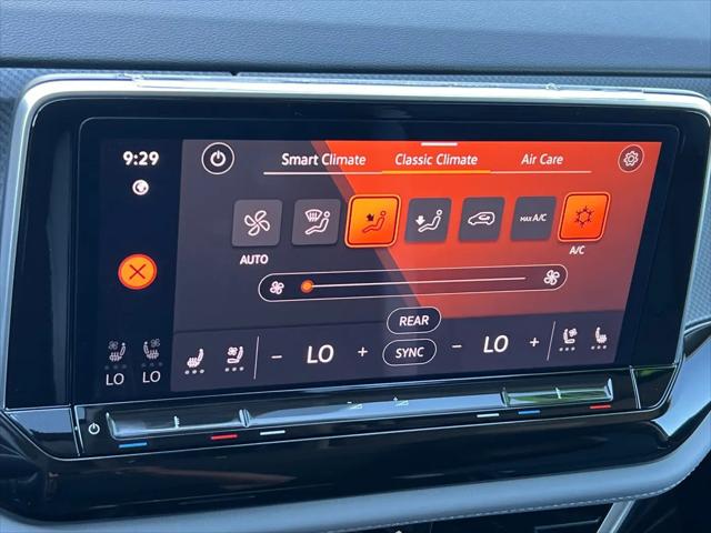 2024 Volkswagen Atlas 2.0T Peak Edition SE w/Technology
