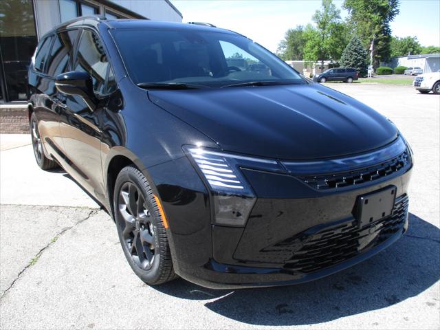 2027 Chrysler Pacifica PACIFICA LIMITED