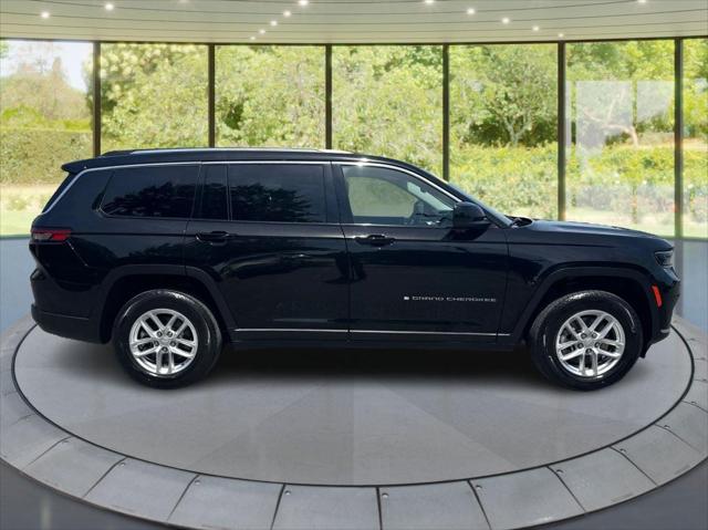2023 Jeep Grand Cherokee L Laredo 4x4