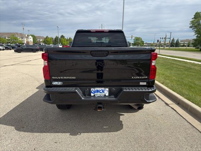 2025 Chevrolet Silverado 2500HD 4WD Crew Cab Standard Bed Custom