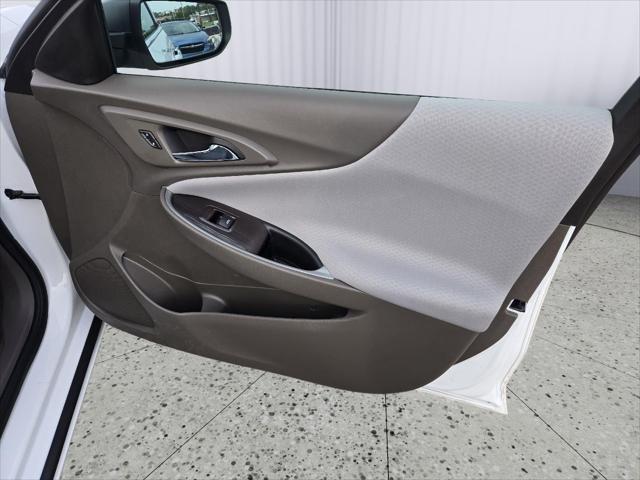 2022 Chevrolet Malibu FWD LS