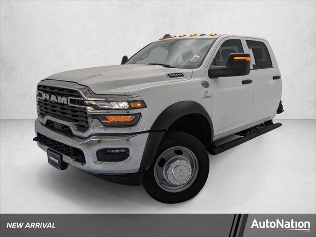 2026 RAM Ram 5500 Chassis Cab RAM 5500 TRADESMAN CHASSIS CREW CAB 4X4 84 CA