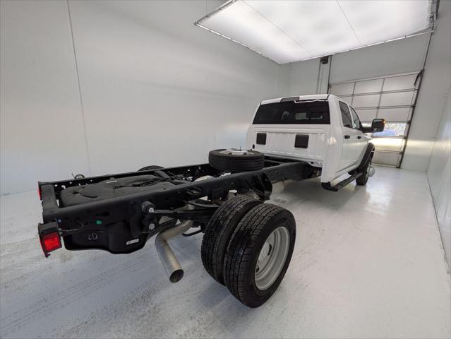 2026 RAM 5500 Chassis RAM 5500 TRADESMAN CHASSIS CREW CAB 4X4 84 CA