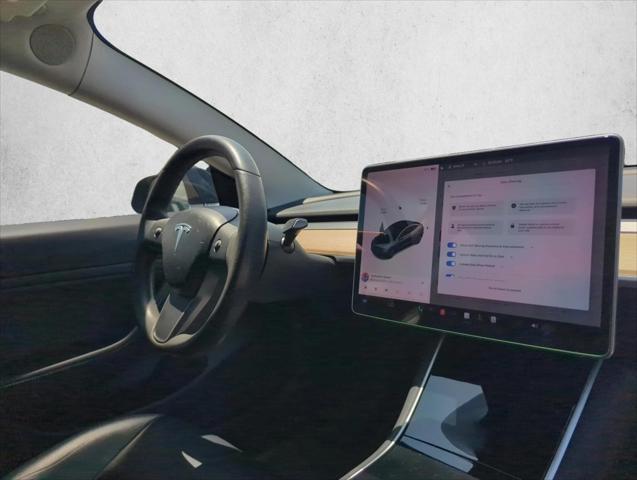 2019 Tesla Model 3 Standard Range Plus