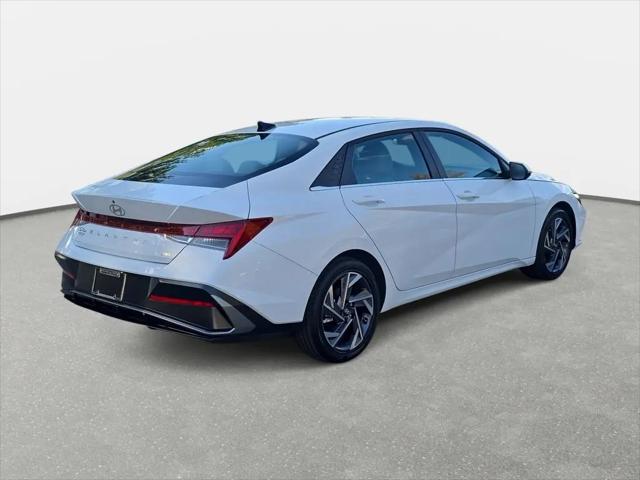 2025 Hyundai Elantra Hybrid Limited
