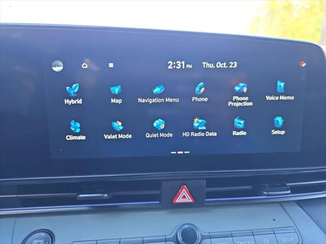 2025 Hyundai Elantra Hybrid Limited