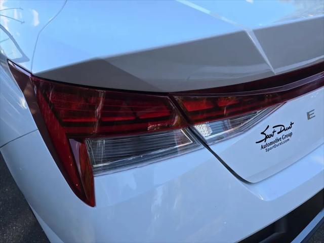2025 Hyundai Elantra Hybrid Limited