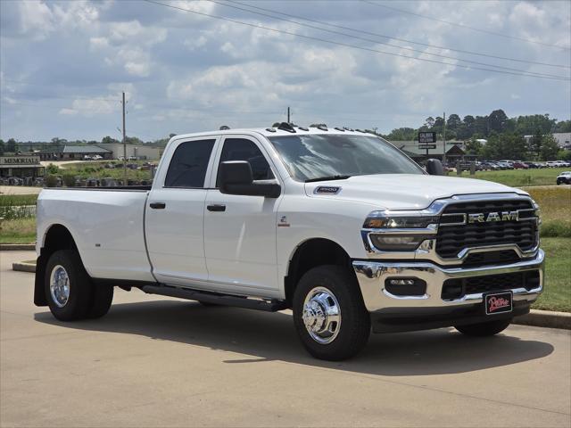 2026 RAM Ram 3500 RAM 3500 TRADESMAN CREW CAB 4X4 8 BOX