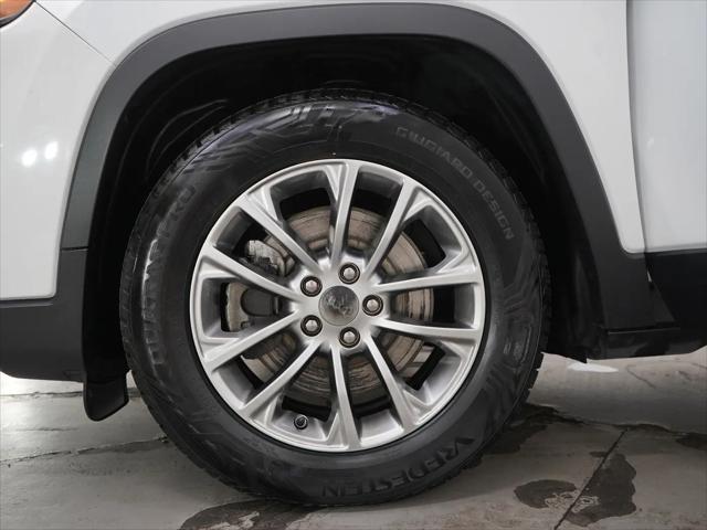 2019 Jeep Cherokee Latitude Plus FWD