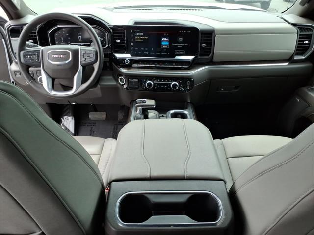 2025 GMC Sierra 1500 4WD Crew Cab Short Box SLT