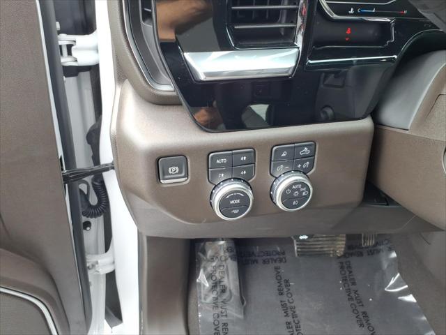 2025 GMC Sierra 1500 4WD Crew Cab Short Box SLT