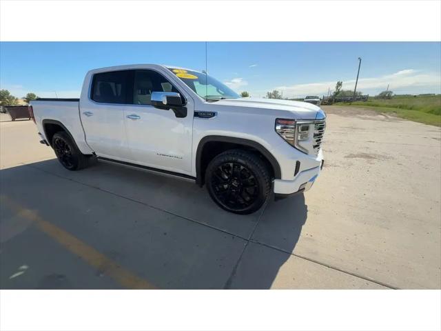 2023 GMC Sierra 1500 4WD Crew Cab Short Box Denali