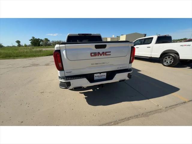 2023 GMC Sierra 1500 4WD Crew Cab Short Box Denali