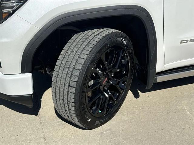 2023 GMC Sierra 1500 4WD Crew Cab Short Box Denali
