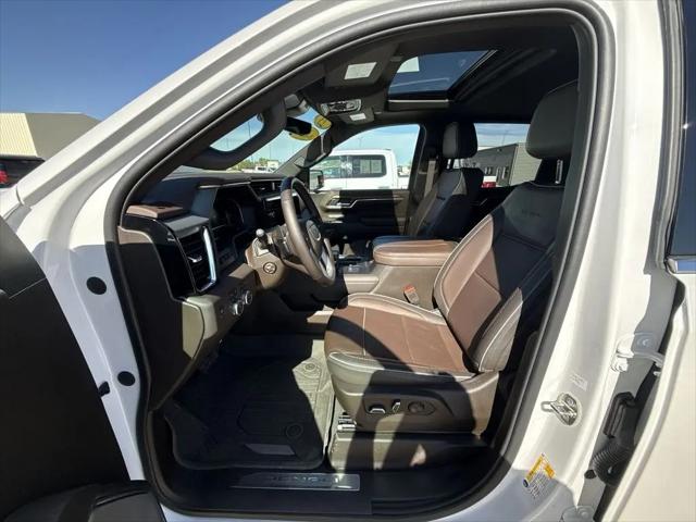 2023 GMC Sierra 1500 4WD Crew Cab Short Box Denali