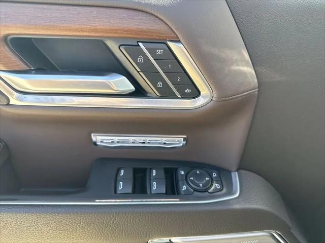 2023 GMC Sierra 1500 4WD Crew Cab Short Box Denali