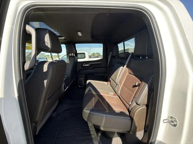 2023 GMC Sierra 1500 4WD Crew Cab Short Box Denali