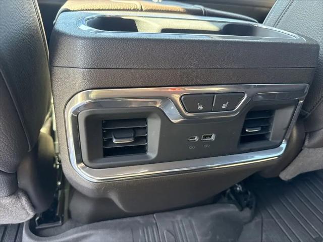 2023 GMC Sierra 1500 4WD Crew Cab Short Box Denali