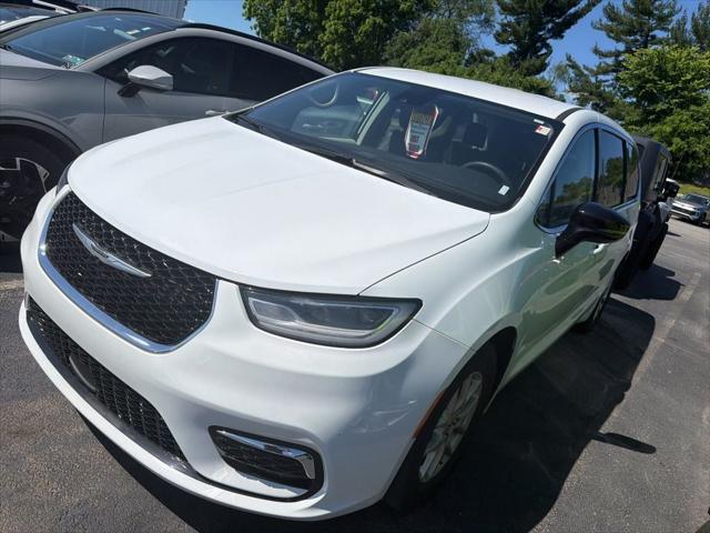 2024 Chrysler Pacifica Touring L 2024 Chrysler Pacifica Touring L