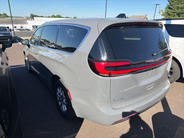 2025 Chrysler Pacifica Select 2025 Chrysler Pacifica Select