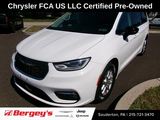 2024 Chrysler Pacifica Touring L