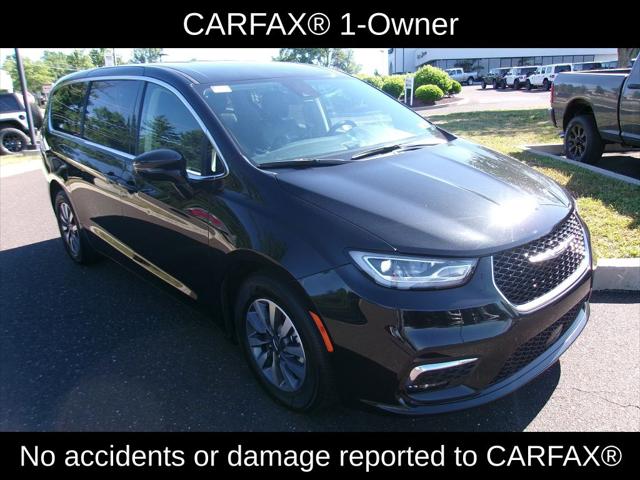 2024 Chrysler Pacifica Hybrid Select 2024 Chrysler Pacifica Hybrid Select