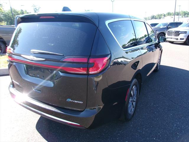 2024 Chrysler Pacifica Hybrid Select 2024 Chrysler Pacifica Hybrid Select