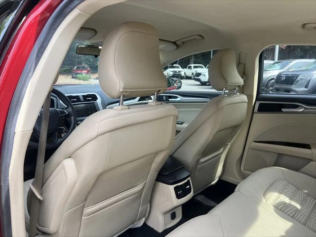 2016 Ford Fusion SE