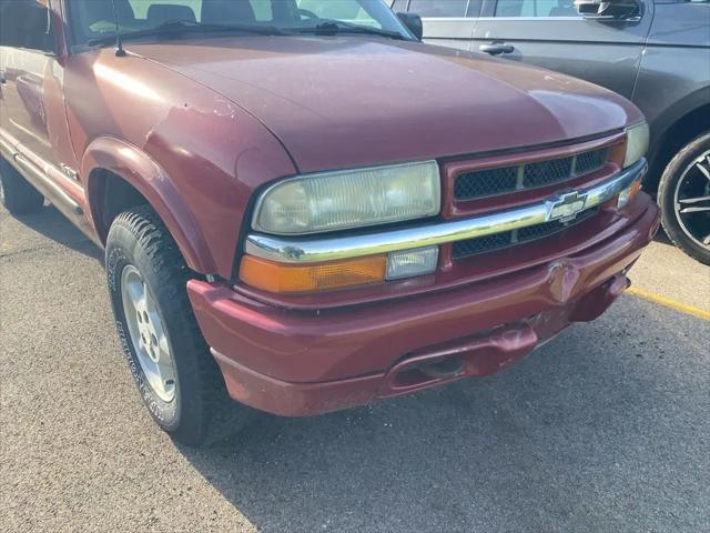2004 Chevrolet S-10 LS