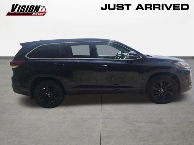 2019 Toyota Highlander SE