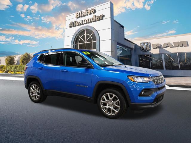 2022 Jeep Compass Latitude Lux 4x4 2022 Jeep Compass Latitude Lux 4x4