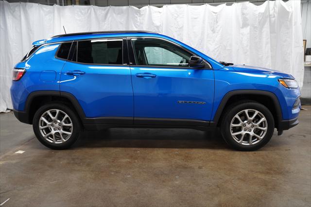 2022 Jeep Compass Latitude Lux 4x4